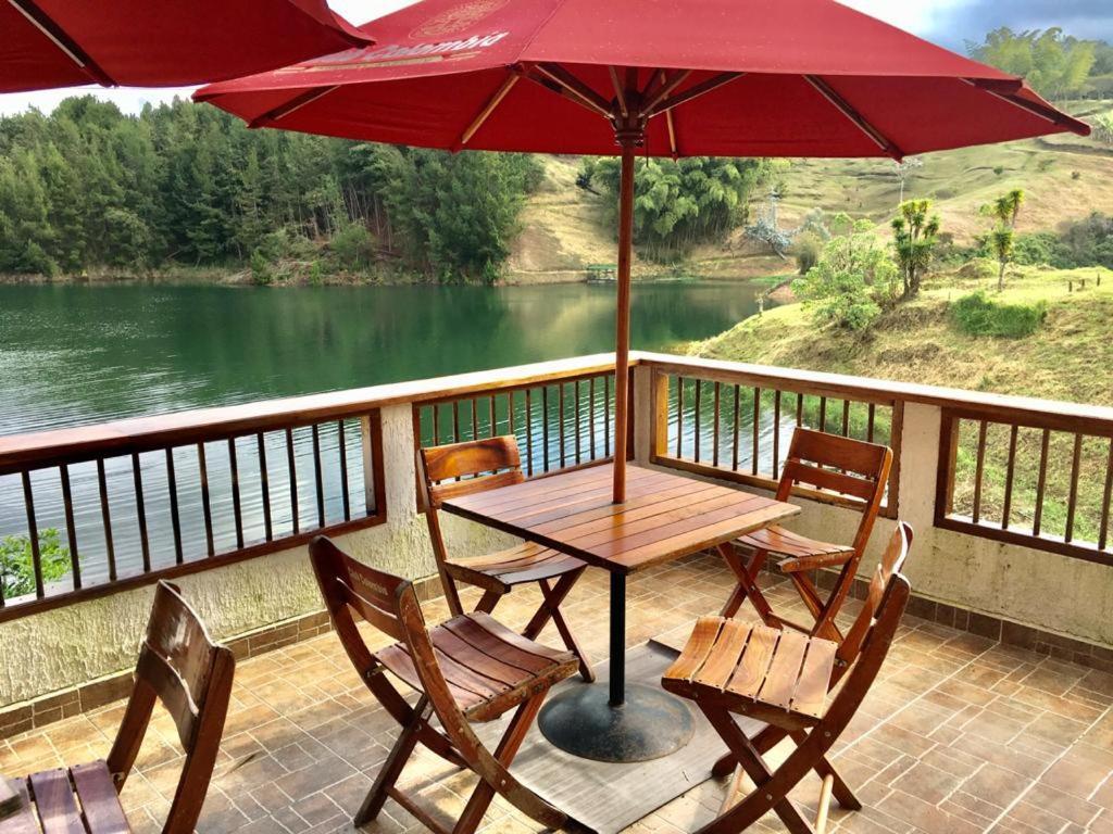 Finca Santa Monica Guatape Privada Lujosa Piscina Jacuzzi Sauna Muelle Represa Jetski Planchon Villa ภายนอก รูปภาพ